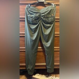 Out and About Sprinter Capris